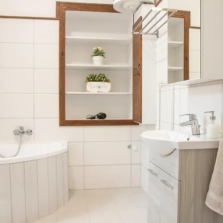 Apartment Vadvirag Gyula